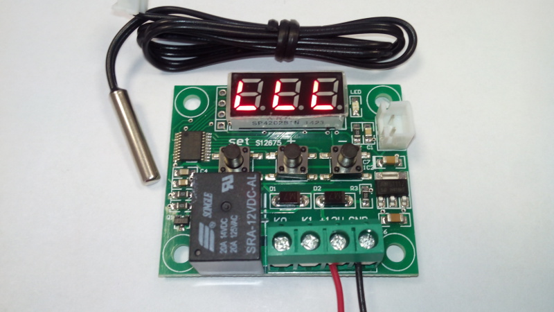 Терморегулятор с цифровой индикацией XH-W1209  (-10 +100) ТОЧ. 1гр. 12В
