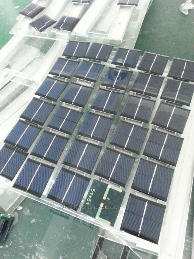 Солнечная батарея 400mA 1V 0.4W 54.5x54.5x1 мм  без провода